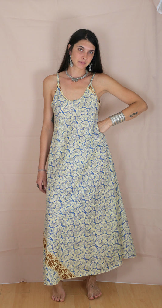 Robe Kala Lotus Bleu